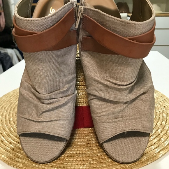 🎉Soda Ankle Open Toe Shoes Cute! 🎉 - Picture 4 of 4